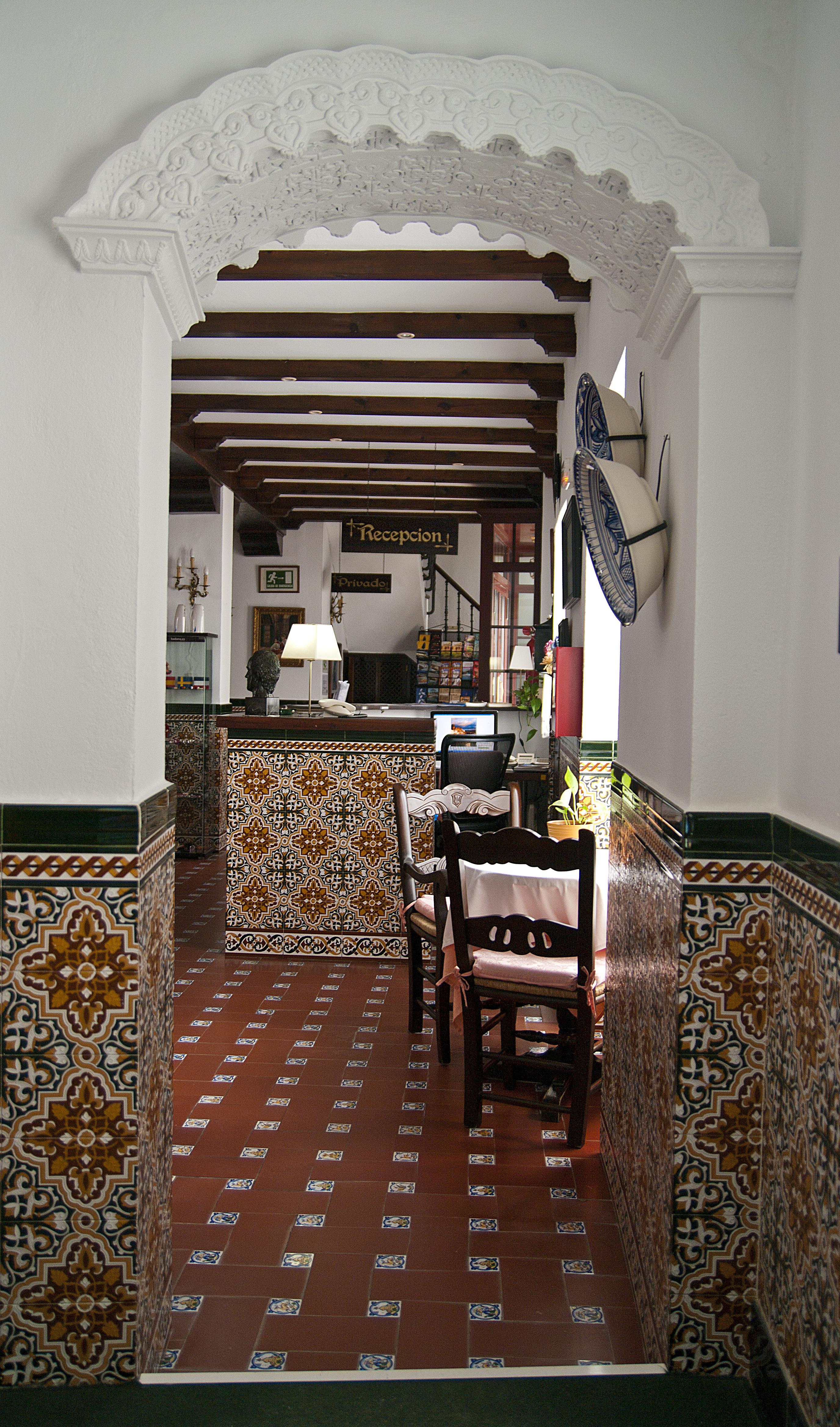 El Convento 2*