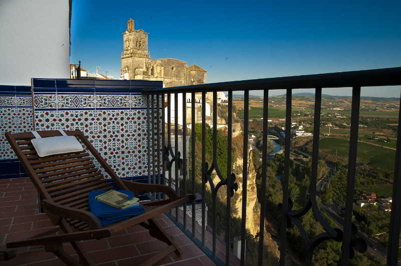 El Convento Hotel 2*